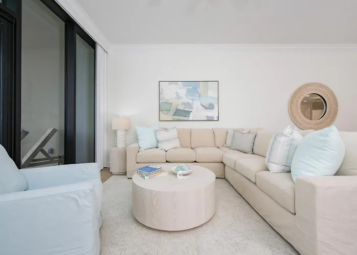 Apartment Phoenix Ii 2504